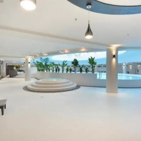 Hanza Tower Platinium 26 Jacuzzi & Pool & Sauna